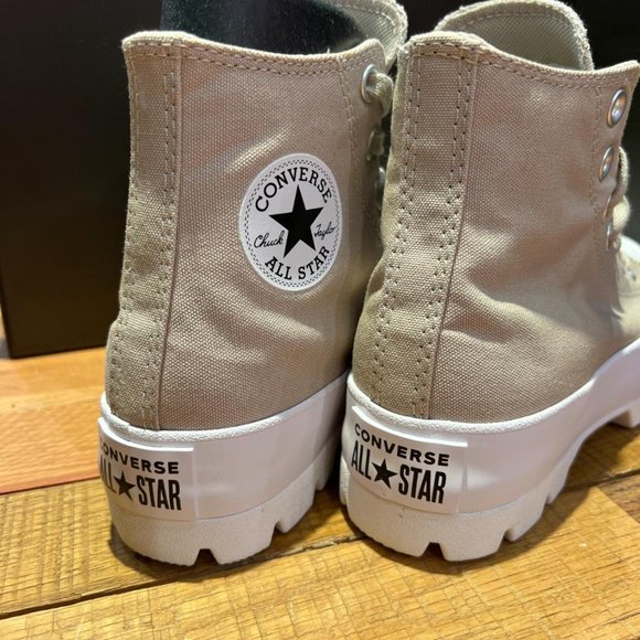 New Women's Converse Lugged Chuck Taylor All Star Hi Sneakers (Khaki) - Picture 2 of 3